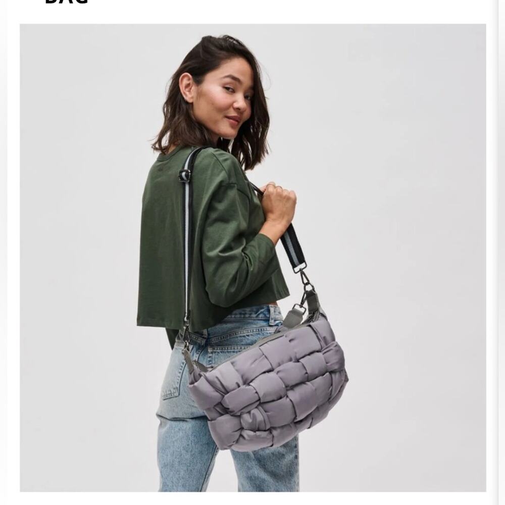Sol and Selene SIXTH SENSE - MEDIUM SHOULDER BAG